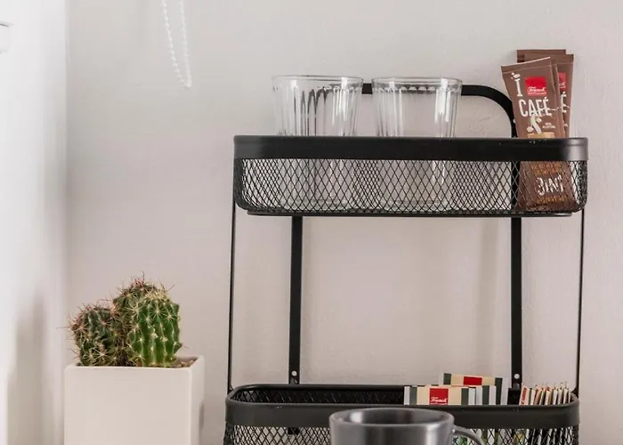 Downtown Modern Split