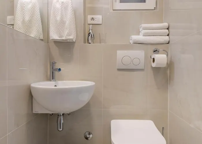 Downtown Modern Penzion Split